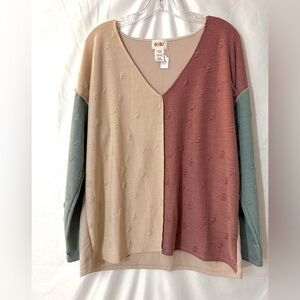 BiBi Color Block Textured Geometric V-Neck Long Sleeve Sweater Size Medium